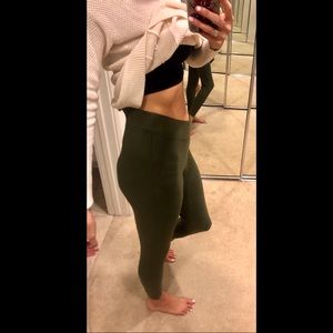 Lou & Grey Olive Green Leggings/Sweatpants - UC